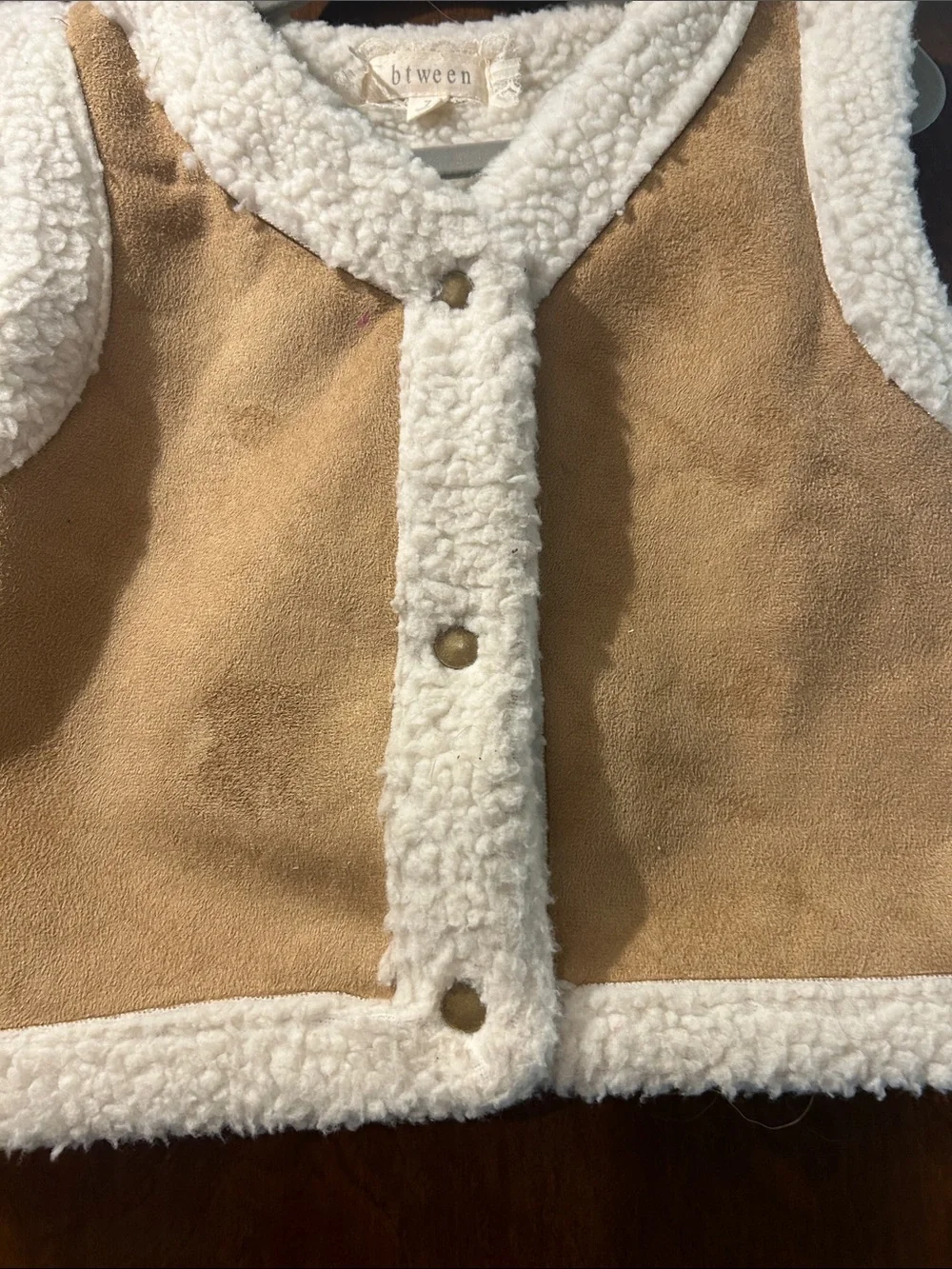 btween Kids Tan Vest with Cream Sherpa Trim